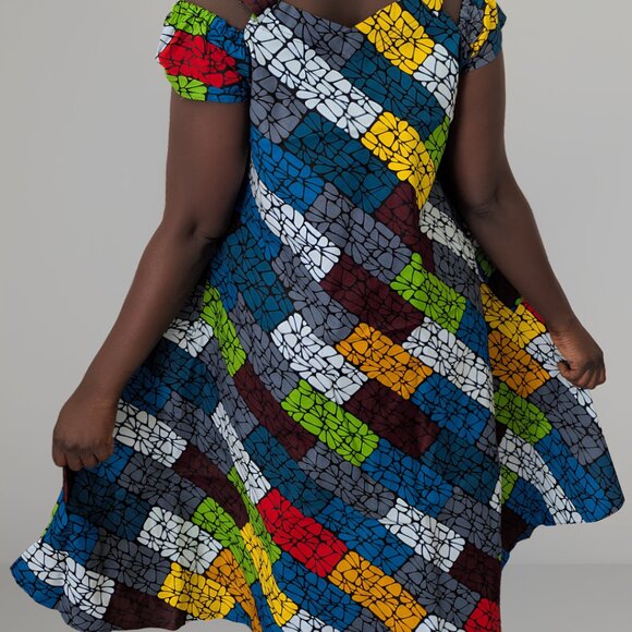 Block pattern dress - Picture 2 of 4